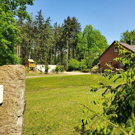 Familienfreundliche Ferienwohnung Soltau Esterno foto