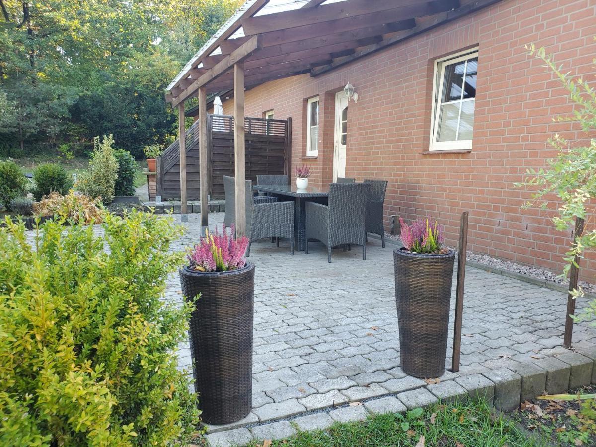 Familienfreundliche Ferienwohnung Soltau Esterno foto